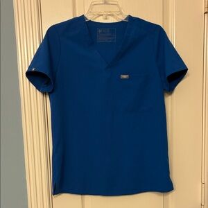 Figs Women’s Blue Scrub Top